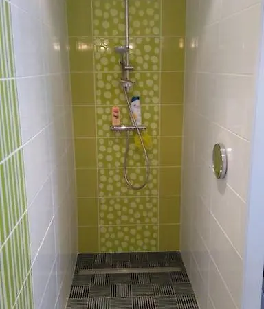 Maison Contemporaine Avec Grande Piscine *
