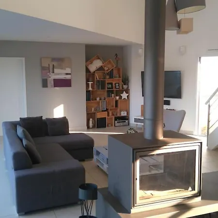 Villa Maison Contemporaine Avec Grande Piscine *